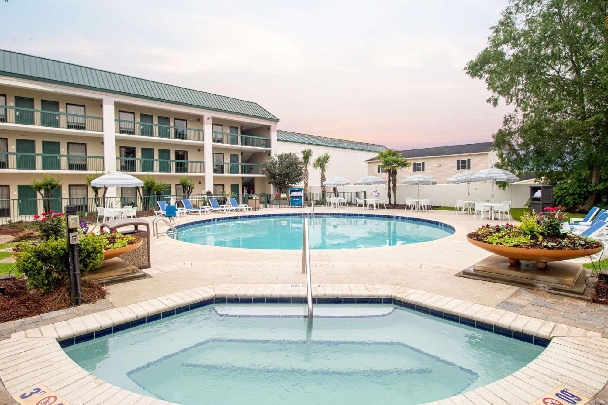 Econo Lodge Inn & Suites Foley-North Gulf Shores Zewnętrze zdjęcie